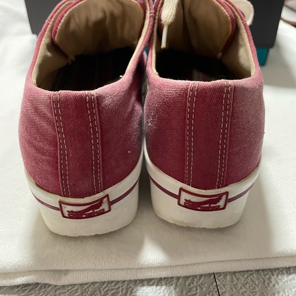 Dansko Red Veda canvas shoes - Picture 3 of 10